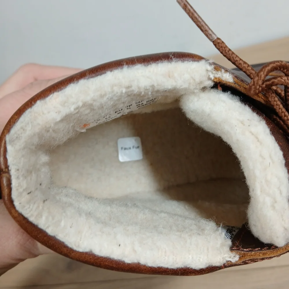 Timberland Brown Leather Faux Fur Lined Chukka Lace Up Boots 572